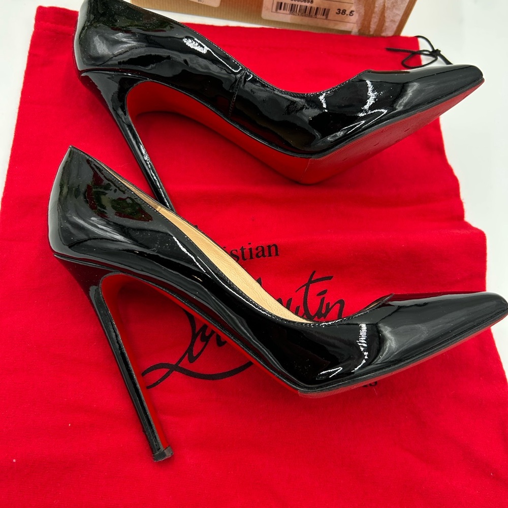 Women's Christian Louboutin PIGALLE 120 patent leather heels size 38.5